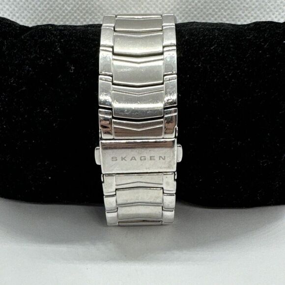 Skagen 531XLSGX1 Men\'s Silver Stainless Steel Analog Dial Wrist Watch JNA562 main image 8